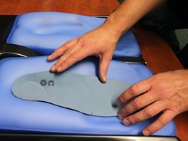 Odtlačok nôh a výroba športových ortopedických vložiek.